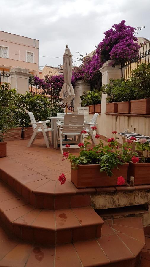 Monolocale In Villa Centrale La Maddalena  Exterior photo